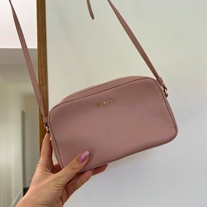Gorgeous dusty rose FURLA crossbody